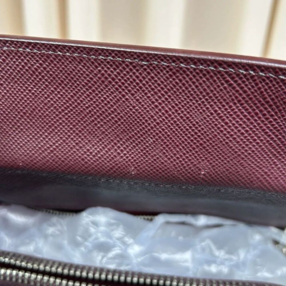 Prada Women Pre-Loved Bag Very Good Condition - Picture 4 of 4